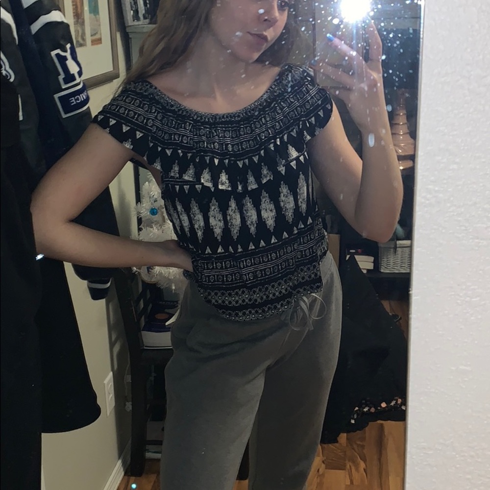Adorable shirt - Picture 2 of 3
